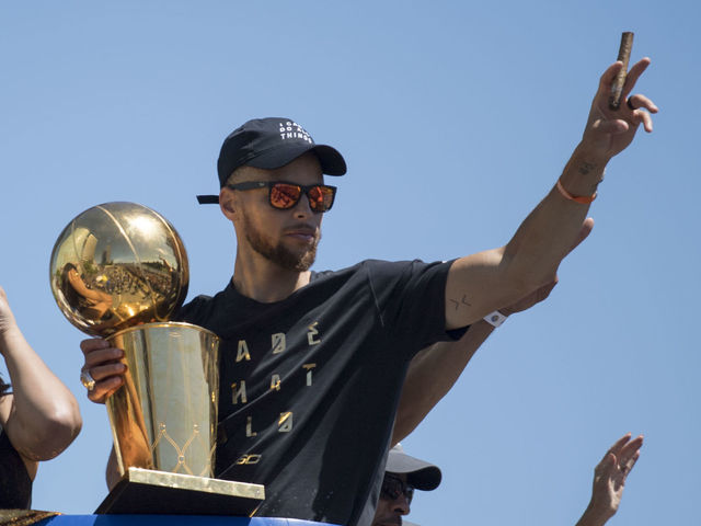 Watch: Ayesha Curry reveals Steph has foot fetish