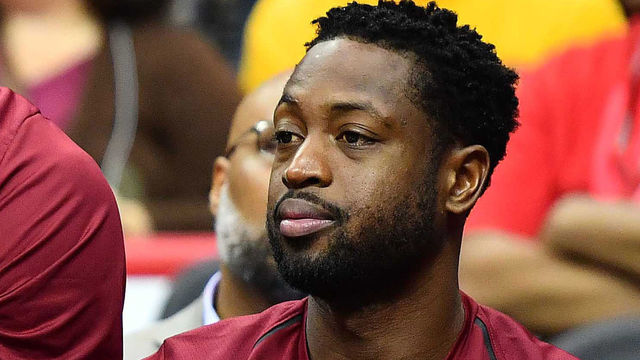 Wade volunteers to come off bench, J.R. Smith to start