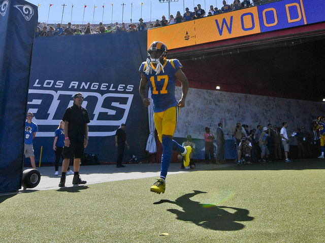 Rams have fun with Woods' roster bonus after Week 17 scratch