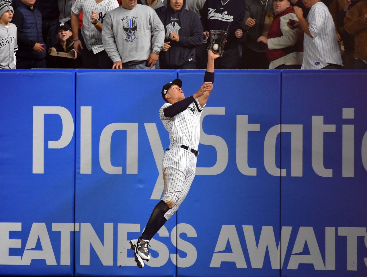 Ian Kinsler, Justin Upton named finalists for Gold Glove Award