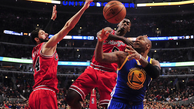 Mirotic fractures facial bone, suffers concussion in fight with teammate Portis