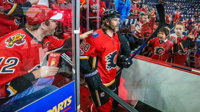 Calgary mayor willing to continue arena talks with Flames