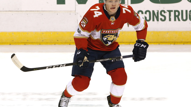 Panthers coach calls rookie Tippett 'best player' in loss to Flyers