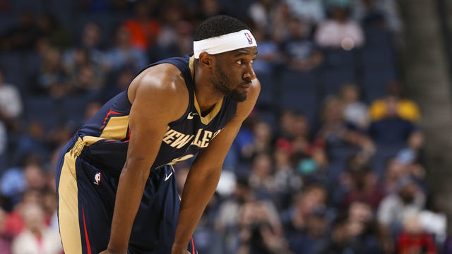 Report: Clark re-signs with Pelicans on 1-year deal