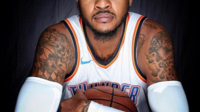Melo tweets cryptic 'walk through hell' quote before Knicks matchup