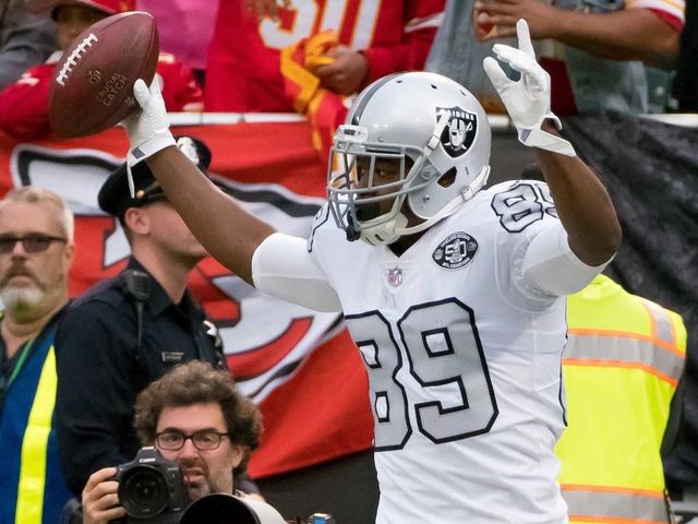 Watch: Amari Cooper escapes penalty call on 38-yard flea-flicker TD
