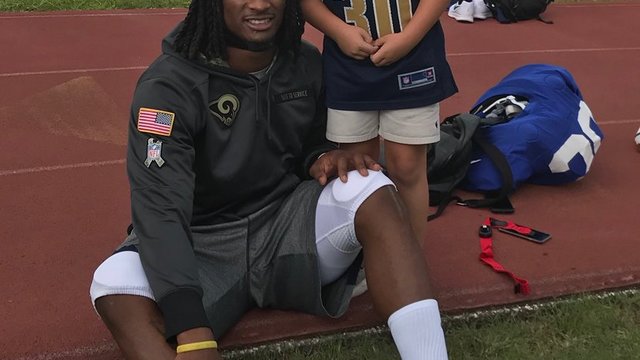 Watch: Gurley meets young fan who cried after receiving Rams tickets