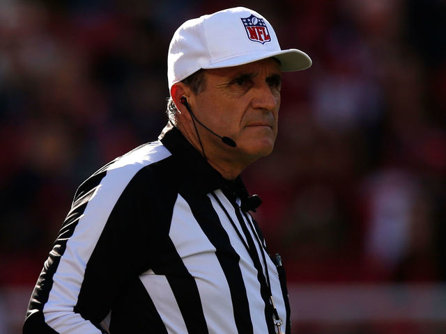 NFL finds no bias from Morelli's crew against Eagles