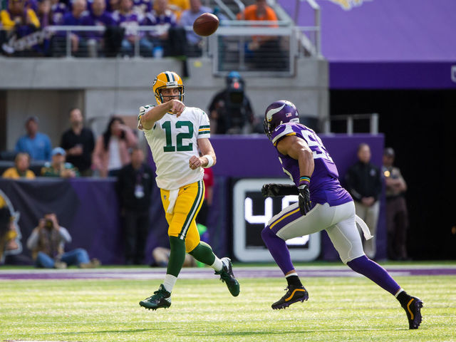 Vikings' Barr says there was no intent in injuring Rodgers