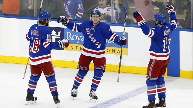 Rangers snap 5-game skid with win over Preds