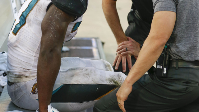 Jaguars' Fournette listed as questionable vs. Browns