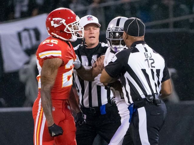 Report: Chiefs' Peters to testify for Raiders' Lynch during suspension appeal