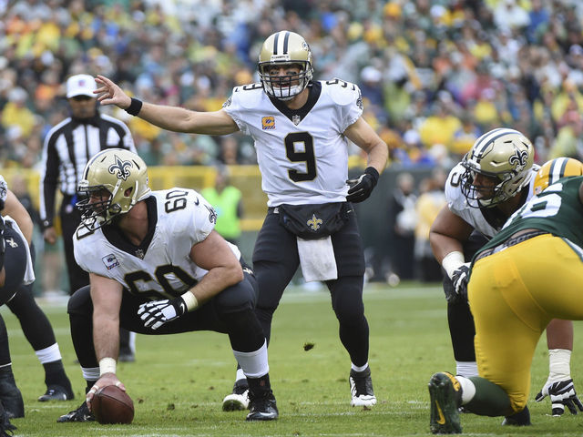 Brees joins Manning, Favre as only QBs with 6K career completions