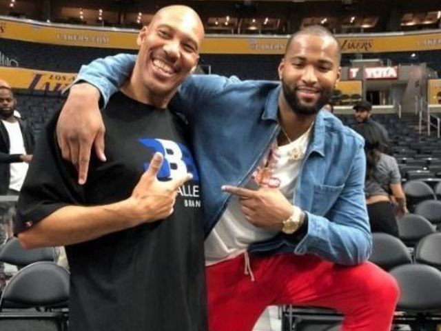 Look: Cousins poses with LaVar; Drake approves