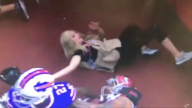 Watch: Mike Evans takes down sideline reporter after TD
