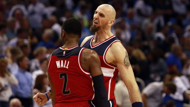 Was Gortat throwing shade at Wall in postgame tweet?