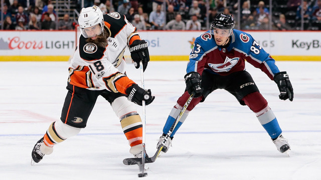 Ducks' Eaves diagnosed with Guillain-Barre syndrome, recovering in hospital