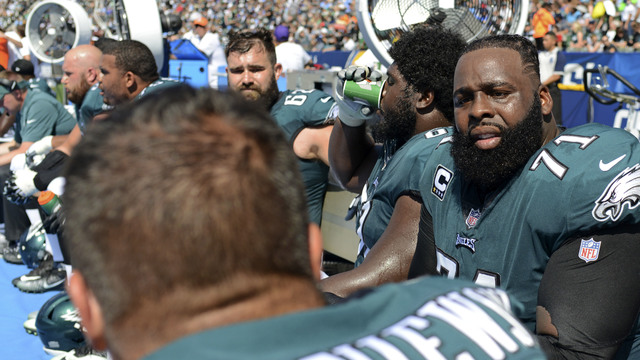 Eagles' Peters carted to locker room vs. Redskins with leg in air cast