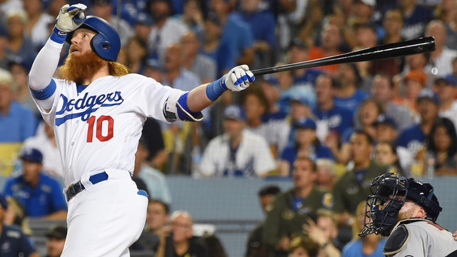 Turner ties Dodgers playoff RBI record with 2-run blast