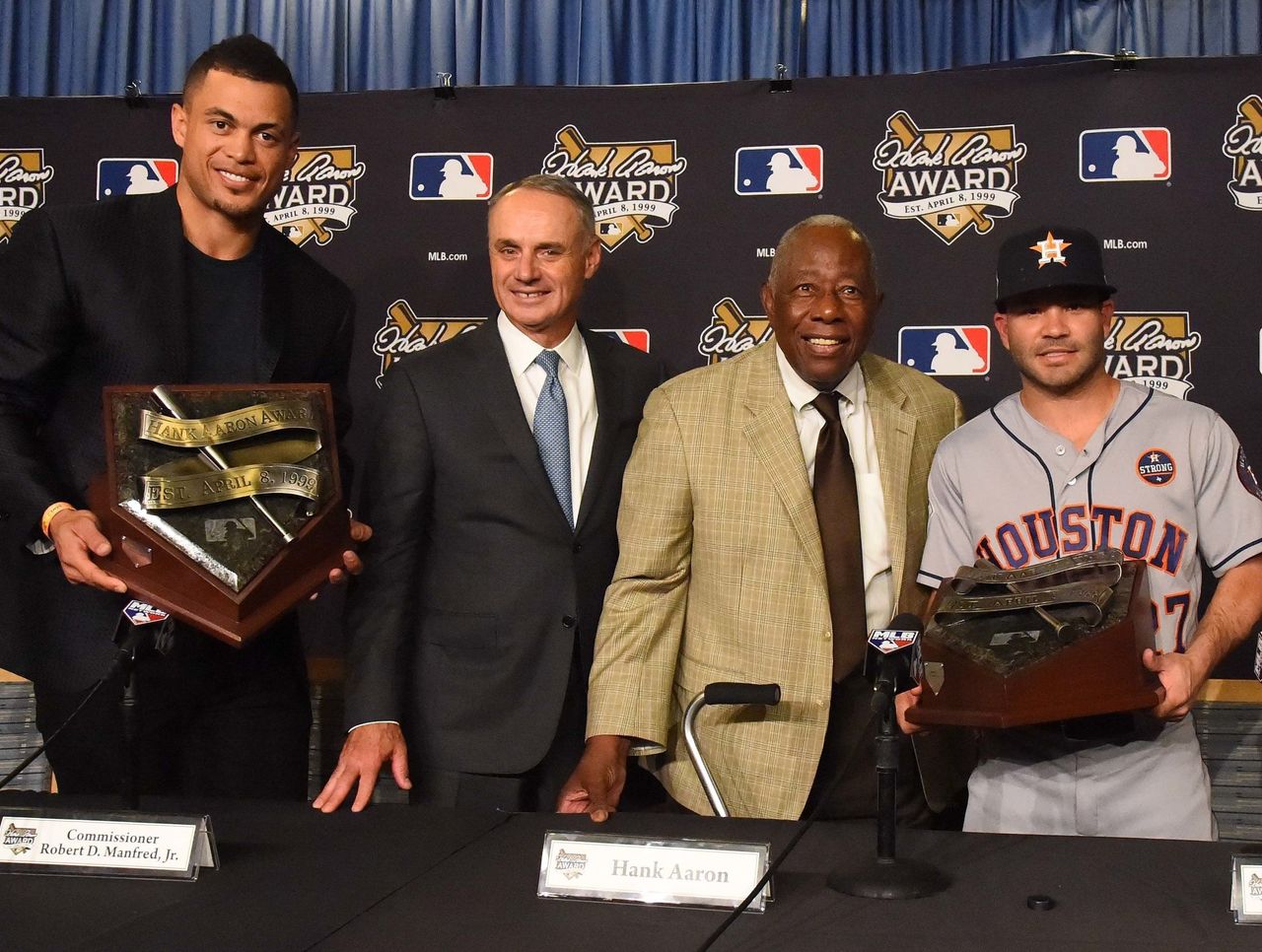 MLB - The MVPs take home the 2020 Hank Aaron Award. 👏