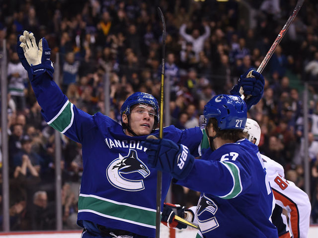 Canucks throttle Capitals for 4th straight win