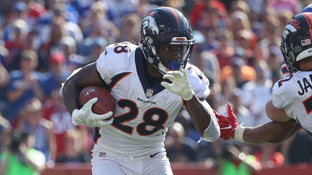 Report: Redskins hosting Charles with backfield banged up