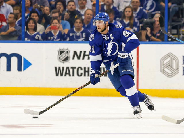 Stamkos, Kucherov, Schwartz named 3 stars for October
