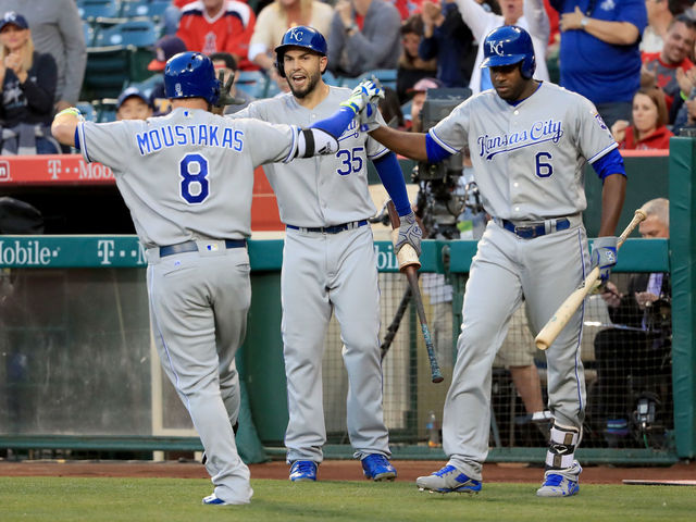 Report: Royals growing pessimistic about re-signing top free agents