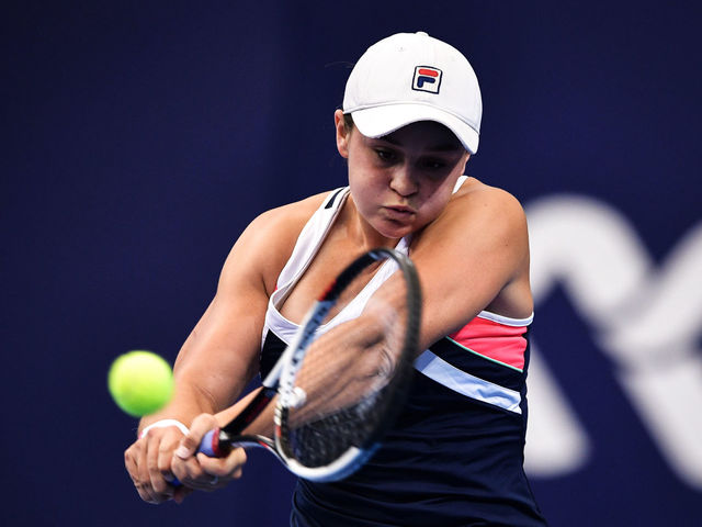 Barty tops Kerber, advances to semifinals of WTA Elite Trophy