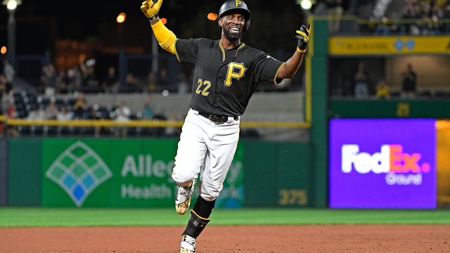 Pirates exercise McCutchen's $14.5M team option