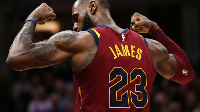 LeBron becomes youngest player to score 30K regular-season points