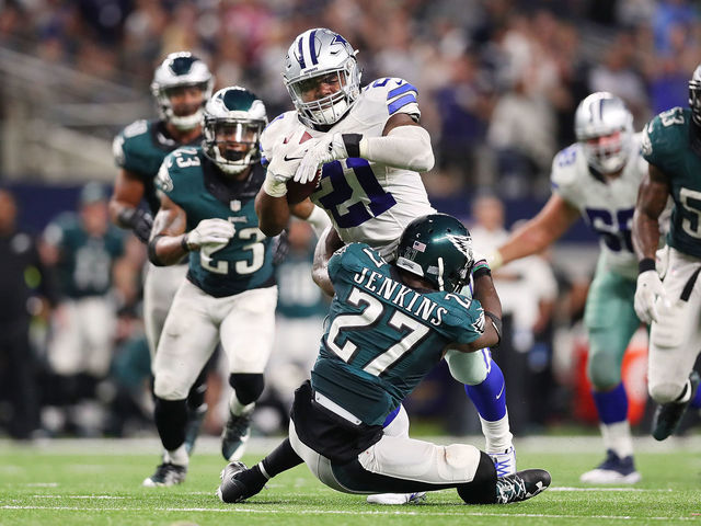 Eagles' Jenkins comes to Elliott's defense