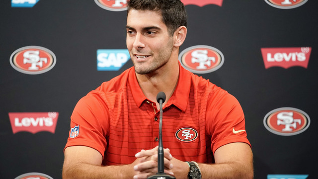 Report: 49ers may not ink Garoppolo to long-term deal, could sign or draft QB