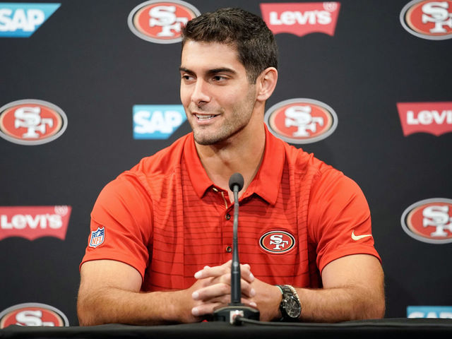 Report: 49ers may not ink Garoppolo to long-term deal, could sign or draft QB