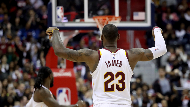 By the numbers: Comparing LeBron to Jordan after same number of games