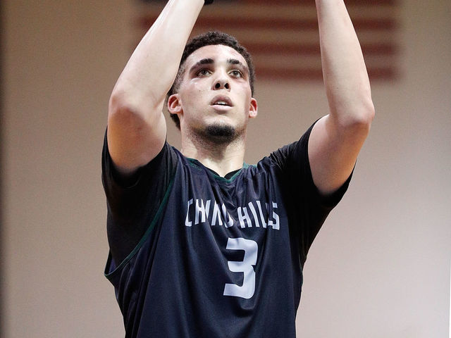 Report: UCLA players accused of shoplifting to remain in China for 'a week or two'