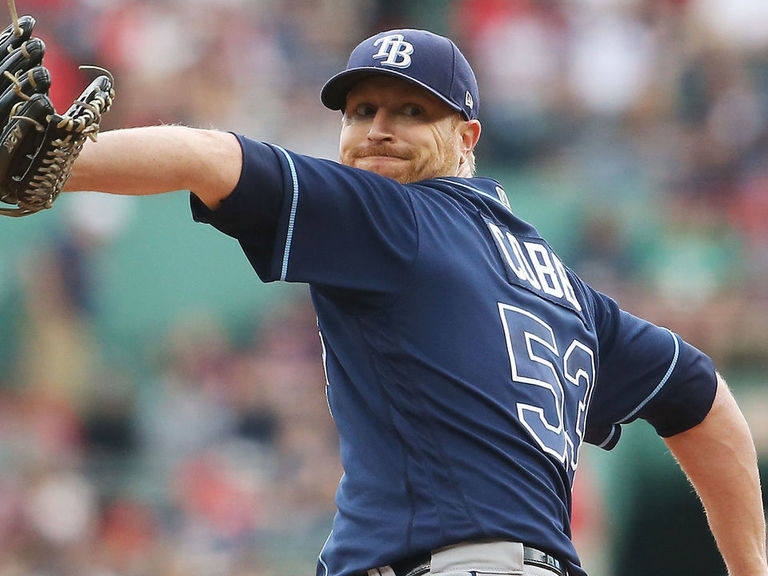 Cubs pitching coach endorses potentially signing Cobb