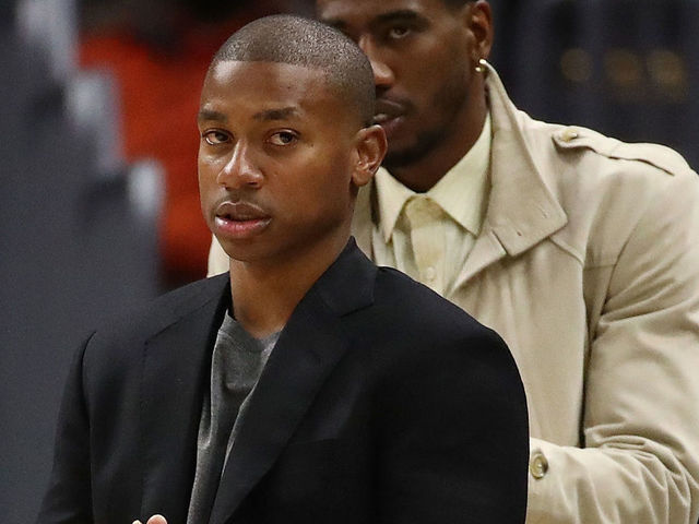 Report: Cavs scuttled Thomas' attempt to debut Wednesday vs. Kings