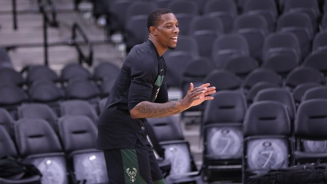 Bledsoe's Bucks debut shows potential of a truly devastating fast break