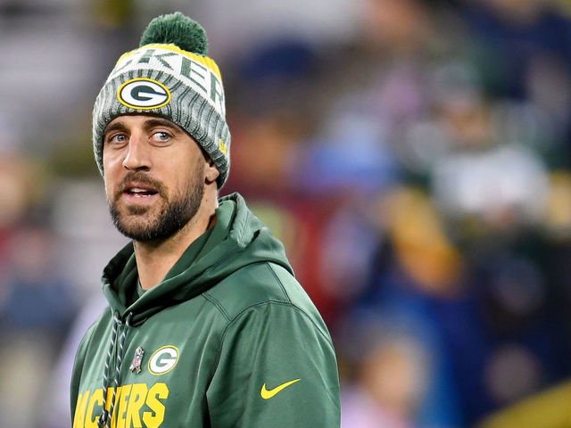 Report: Packers targeting Week 15 return for Rodgers