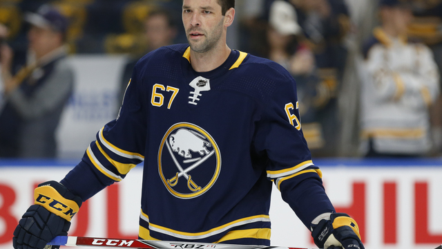 Sabres' Pouliot to have hearing for check to head on Panthers' Yandle