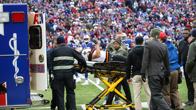 Report: Saints' Lasco out for season due to bulging disc