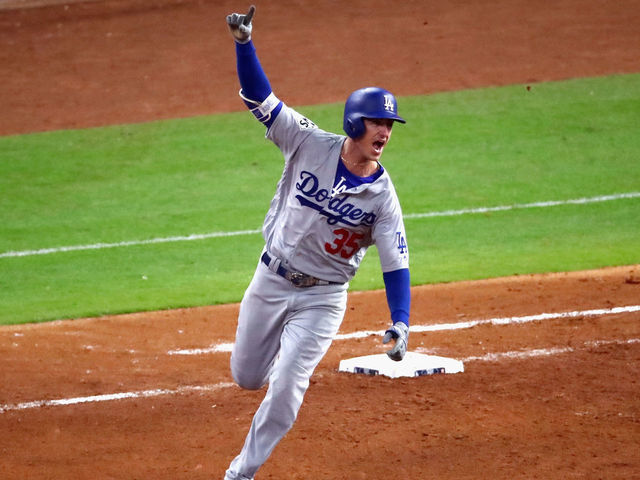 Bellinger awarded NL Rookie of the Year | theScore