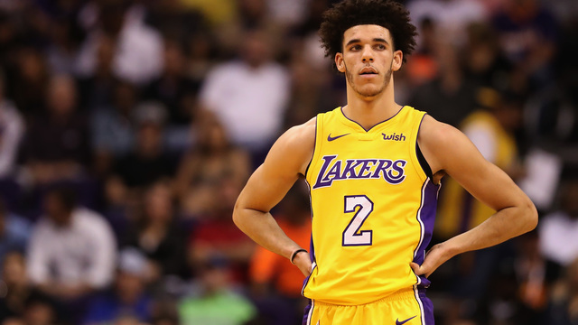 Lonzo benched in 4th, but Walton says he was riding hot hands