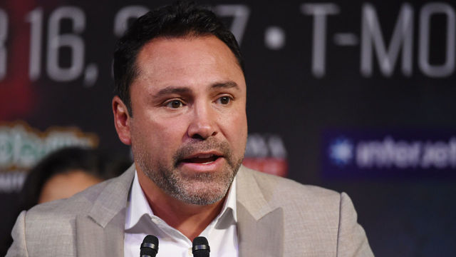 De La Hoya plans to build MMA promotion