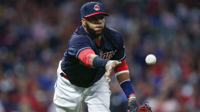 Report: Phillies agree to 3-year, $60M deal with Carlos Santana