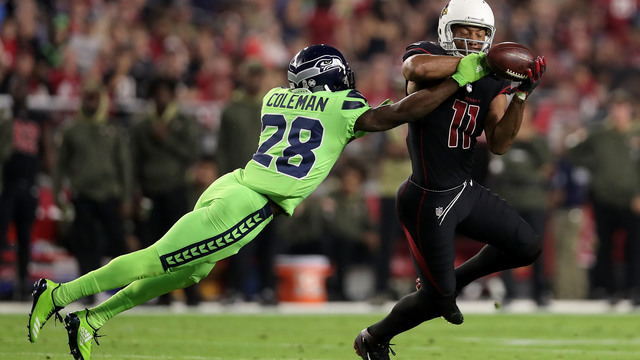 Cardinals sign Fitzgerald to 1-year extension through 2018