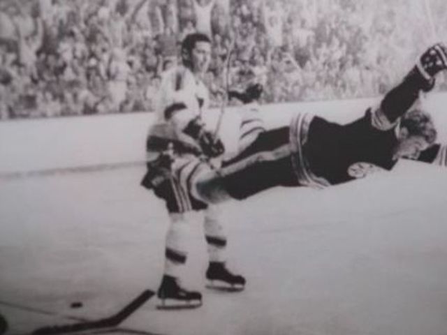 Try for a perfect score in trivia about No. 4, Bobby Orr
