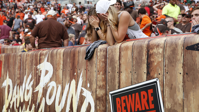 Browns fan raising money for 0-16 parade