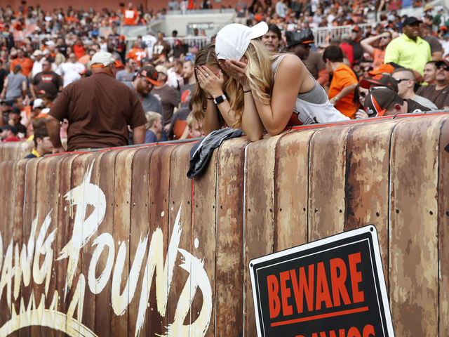 Browns fan raising money for 0-16 parade
